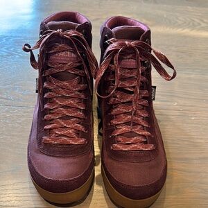 The North Face Purple Sneakers Low-Top Lace-Up